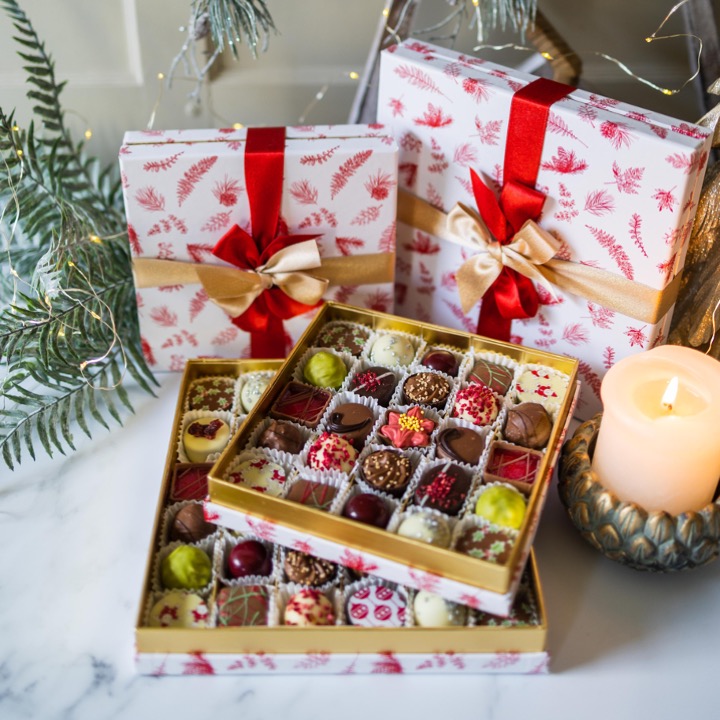 Christmas Chocolate Collection Box Sizes 2023